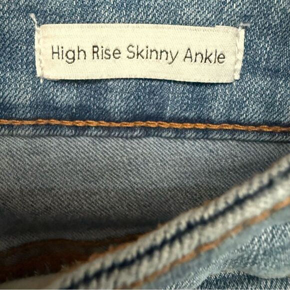 Jessica Simpson High Rise Skinny Ankle Jeans Size 6/28 Lightly Worn - Picture 5 of 8